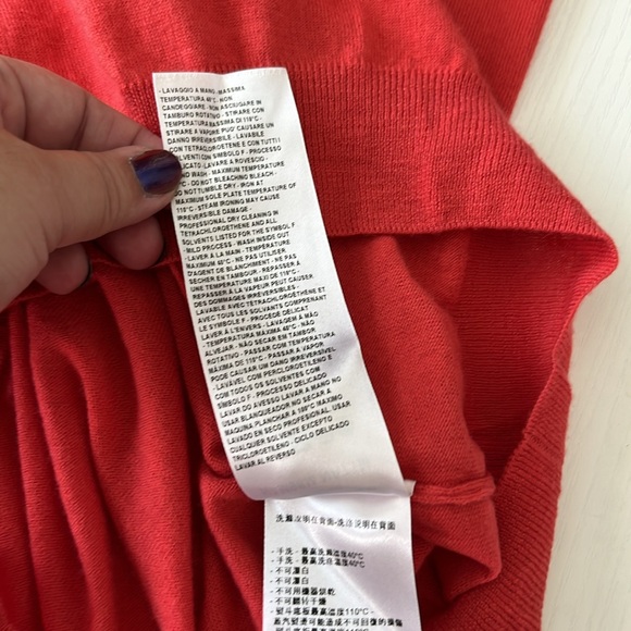 Giorgio Armani Cashmere Short Sleeve Crewneck Shell Sweater - Picture 8 of 8